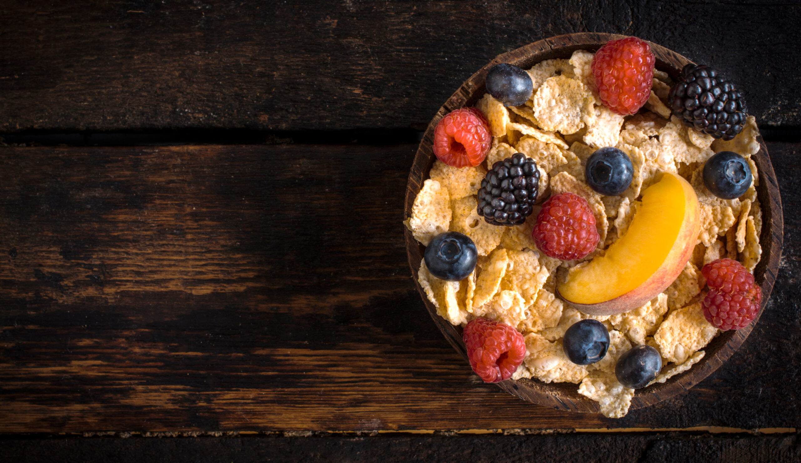 How to Stick to a Diet and See Results Fast 4 bowl with healthy food scaled